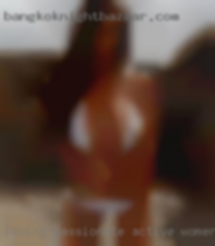 Loving passionate active women nature lovers near Southeast Iowa.