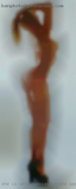 She is very submissive and open massage minded from Nashville.